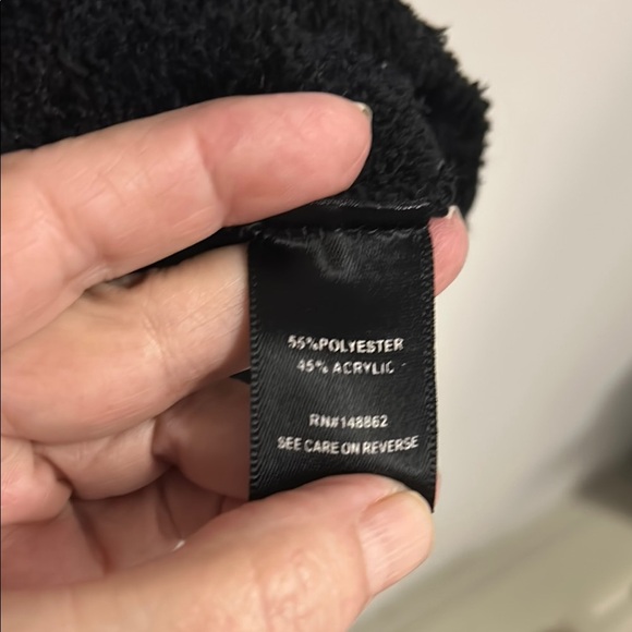 Black V-Neck Sweater with Long Sleeves - Picture 3 of 5